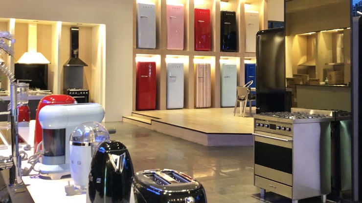 All You Want for Christmas is Available at Smeg in Park Terraces, MOA Square, and Design Center 